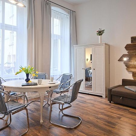 Quiet Courtyard Apartment Берлин Экстерьер фото