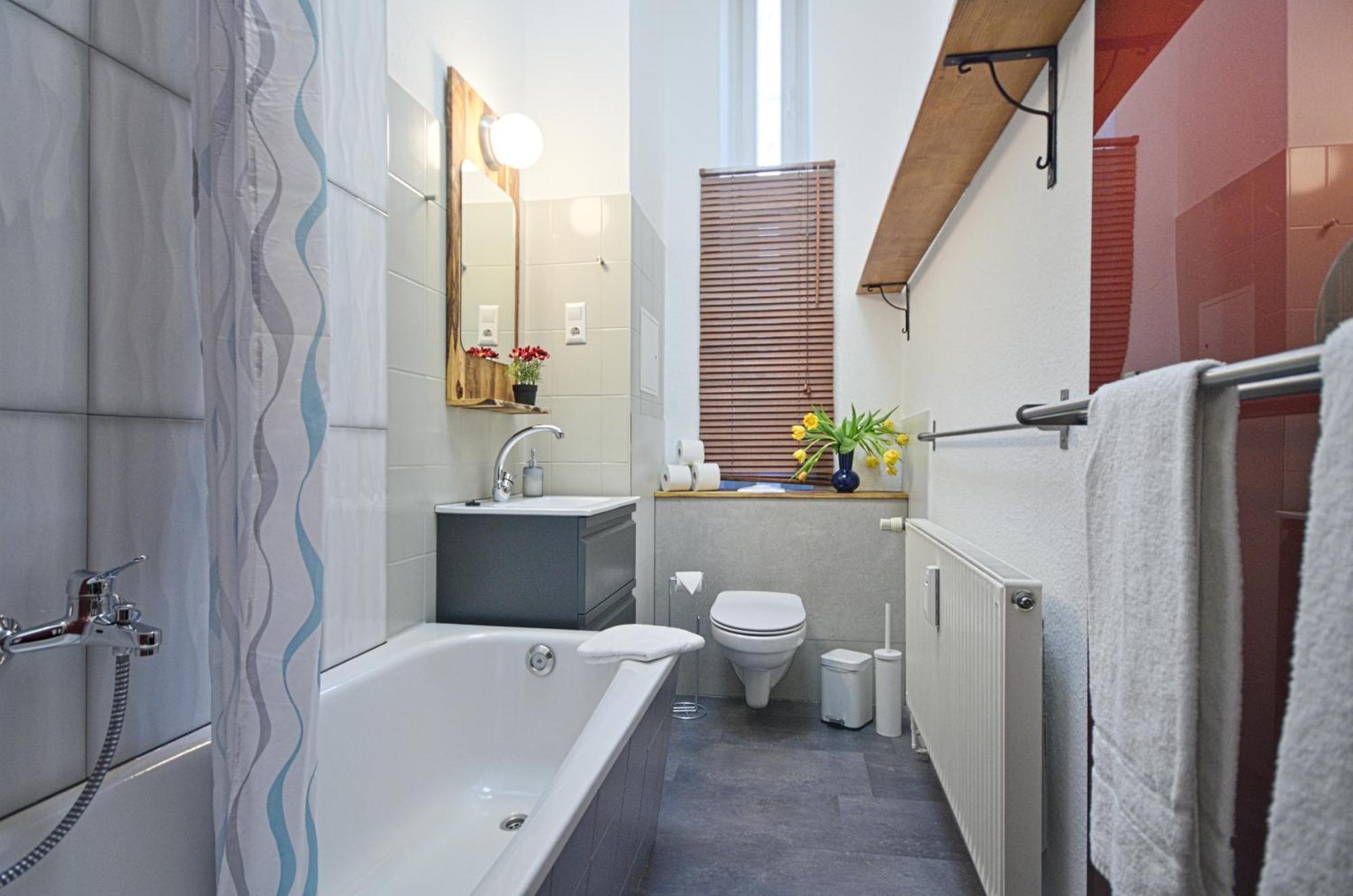 Quiet Courtyard Apartment Берлин Экстерьер фото